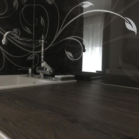 Lux New White Apartment Novi Sad Exterior foto